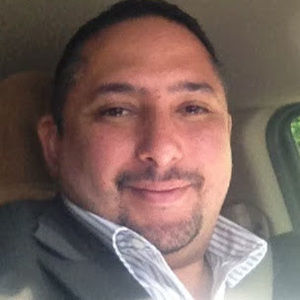 Meet your Posher, Andres eloy